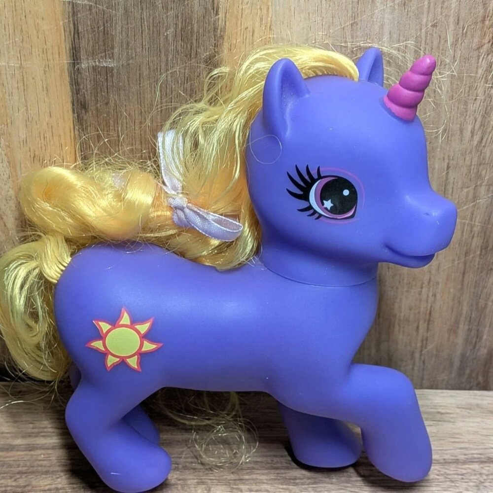 Gi-Go Pony Purple Unicorn Pony Brushable Hair With Sun